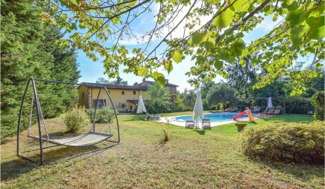 Nice apartment in Uzzano with 1 Bedrooms, WiFi and Outdoor swimming pool