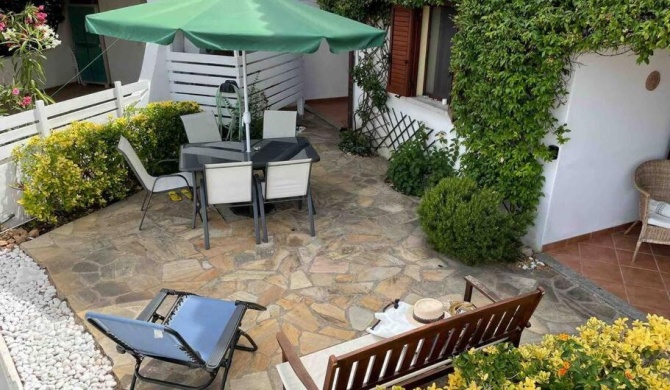Splendida casa a 3 min dal mare Con ampia veranda