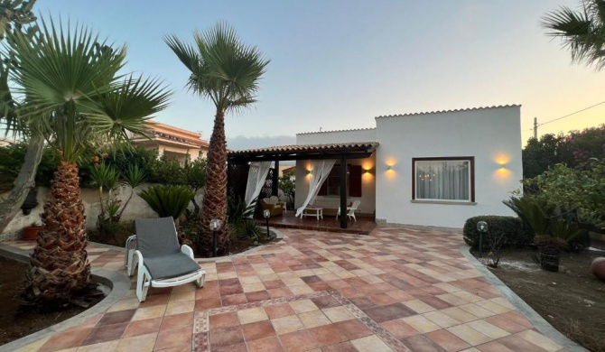 Villa "Lido Valderice"