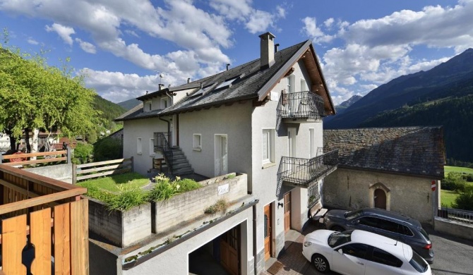 Casa Cola