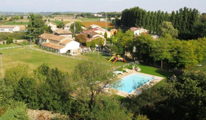 Agriturismo La Staffa