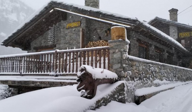 Hotel & Restaurant Perret - Mountain People