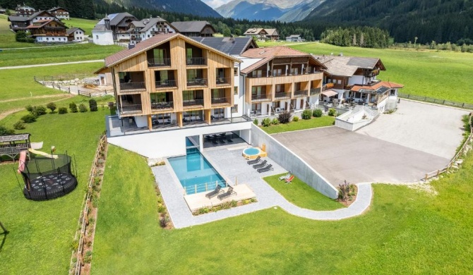 Hotel Tyrol