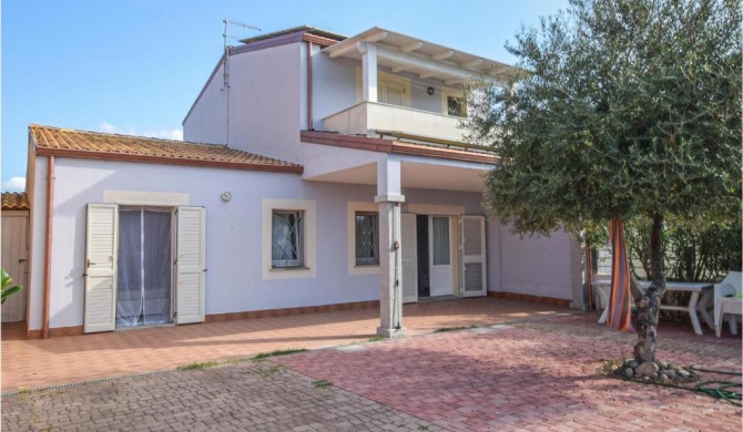 Stunning home in Valledoria with 2 Bedrooms