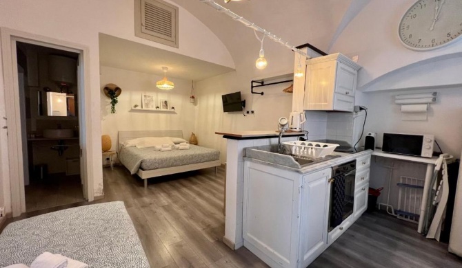 Welcome Varigotti - Borgo Saraceno - Tramontana