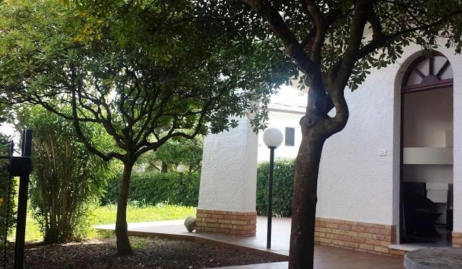 Casa al mare con ampio giardino