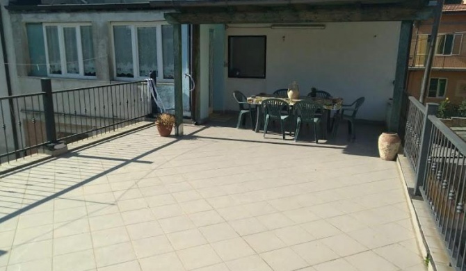 Grande appartamento con terrazza a Vasto a 4km dal mare