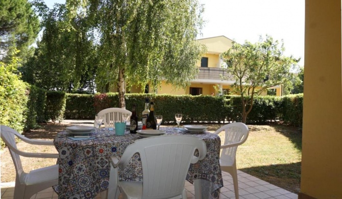 Wonderful Holiday House with Garden